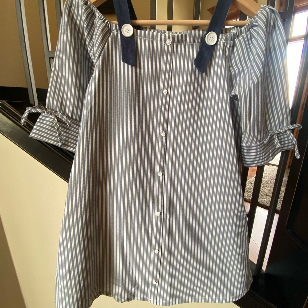 Girls Dress off the shoulder